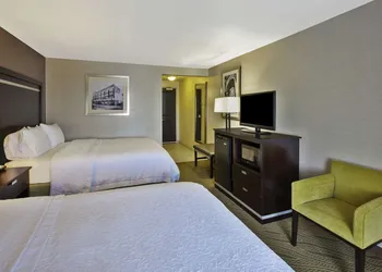 Hampton Inn & Suites Elyria hotel thumbnail 7