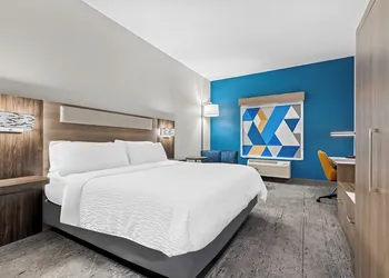 Holiday Inn Express Washington Court House by IHG hotel thumbnail 8