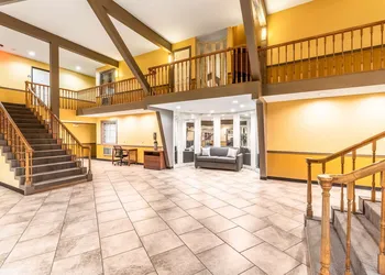 Americas Best Value Inn Searcy hotel thumbnail 3