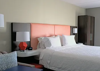 Hampton Inn Fall River/Westport hotel thumbnail 6