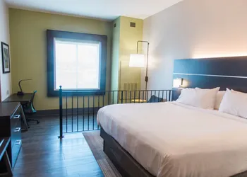 Holiday Inn Express & Suites Columbia-Fort Jackson by IHG hotel thumbnail 4