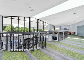 Spark by Hilton Plymouth hotel thumbnail 6