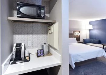 Holiday Inn Express Hotel & Suites Waterloo - St Jacobs by IHG hotel thumbnail 5