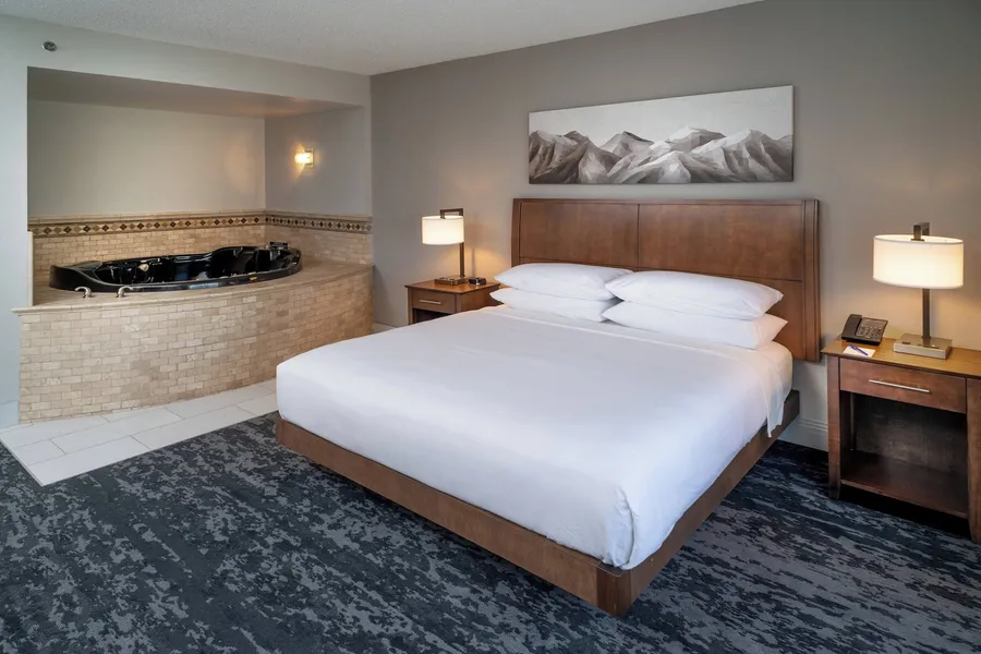 Delta Hotels by Marriott Huntington Mall hotel detail image 6