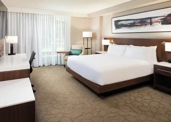 Delta Hotels by Marriott Minneapolis Northeast hotel thumbnail 6