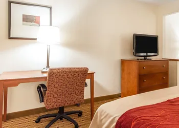 Quality Inn & Suites Eau Claire University Area hotel thumbnail 6