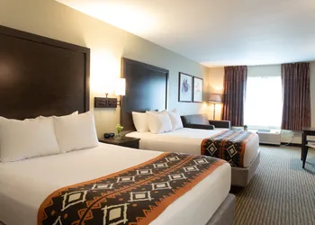 Oxford Suites Pendleton hotel thumbnail 8