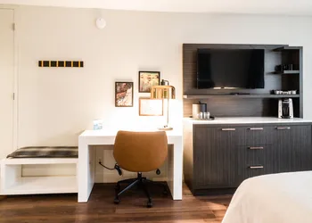 Hotel Indigo Rochester – Mayo Clinic Area by IHG hotel thumbnail 4
