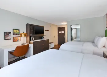 Hotel Indigo Rochester – Mayo Clinic Area by IHG hotel thumbnail 7