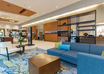 Doubletree by Hilton Cedar Rapids Convention Complex hotel thumbnail 2