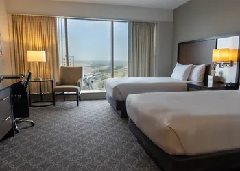 Doubletree by Hilton Cedar Rapids Convention Complex hotel thumbnail 3