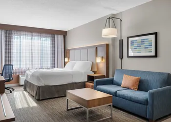 Holiday Inn Express Coralville by IHG hotel thumbnail 8