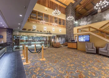 Banff Park Lodge hotel thumbnail 4
