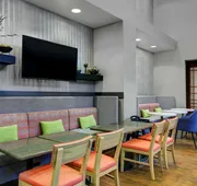 Hampton Inn & Suites Syracuse Dewitt hotel detail image 4