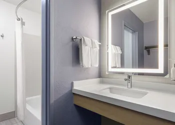 Garner Hotel Provo South by IHG hotel thumbnail 5