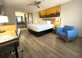 Days Inn by Wyndham Yuma hotel thumbnail 6