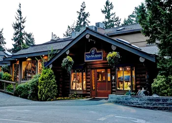 Tigh-Na-Mara Seaside Spa Resort hotel thumbnail 2