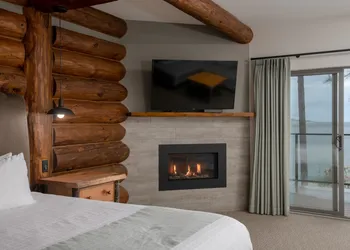 Tigh-Na-Mara Seaside Spa Resort hotel thumbnail 8