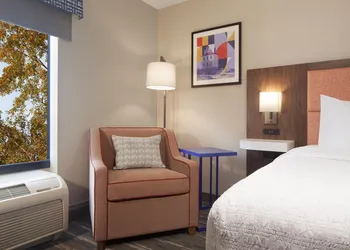 Hampton Inn & Suites Cleveland Mentor hotel thumbnail 6
