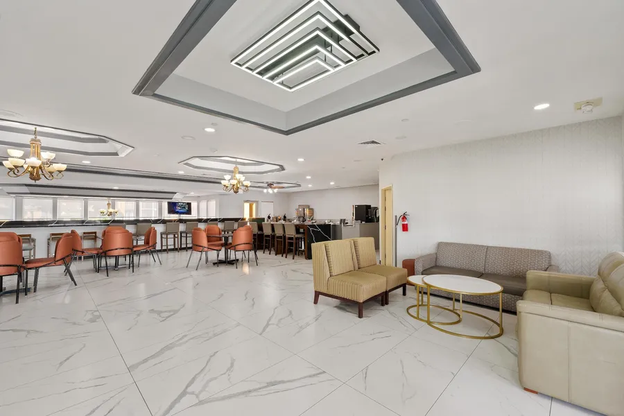 Chicago Club Inn & Suites hotel detail image 2