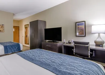 Comfort Inn St. Robert / Fort Leonard Wood hotel thumbnail 6