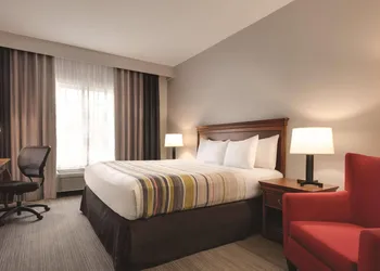 Country Inn & Suites by Radisson, Valparaiso, IN hotel thumbnail 4