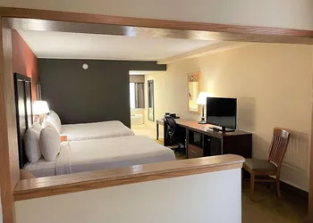 Crossroads Hotel and Event Center hotel thumbnail 4