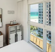 Royal Palm South Beach Miami, a Tribute Portfolio Resort hotel detail image 7