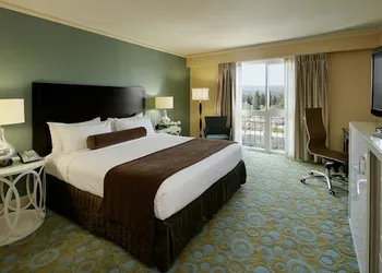 Crowne Plaza Cabana, Palo Alto by IHG hotel thumbnail 4