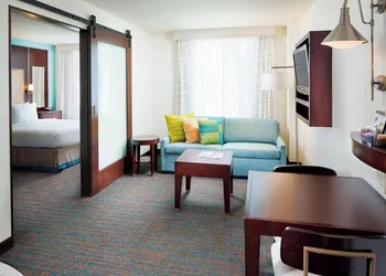 Residence Inn by Marriott San Diego Downtown/Gaslamp Quarter hotel thumbnail 8