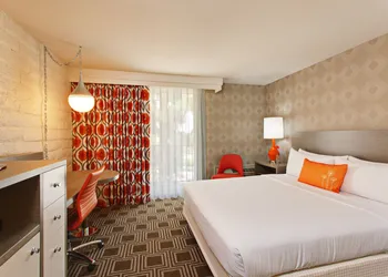 The Garland hotel thumbnail 5