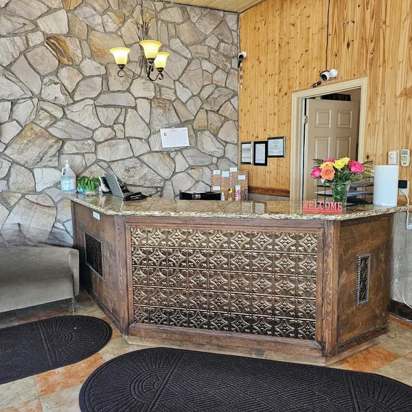 Shelton Inn hotel detail image 2