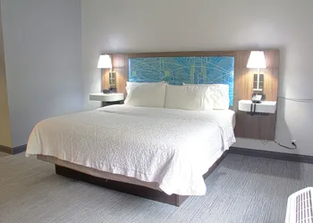 Hampton Inn Danville hotel thumbnail 6