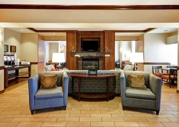 Hampton Inn & Suites Folsom hotel thumbnail 3
