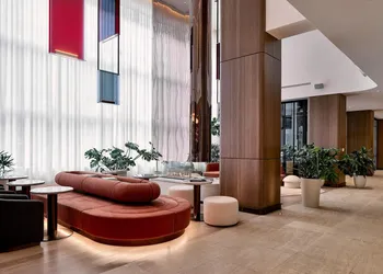 Vogue Hotel Montreal Downtown, Curio Collection by Hilton hotel thumbnail 7