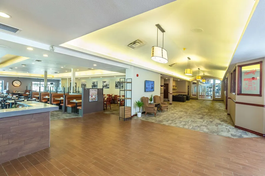 Quality Inn & Suites hotel detail image 2