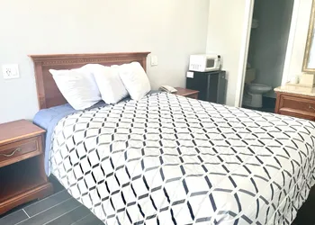 Sundial Lodge hotel thumbnail 5