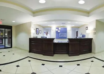 Holiday Inn Express Hotel & Suites Muskogee by IHG hotel thumbnail 2