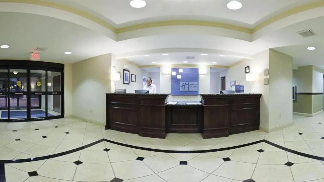 Holiday Inn Express Hotel & Suites Muskogee by IHG hotel detail image 2