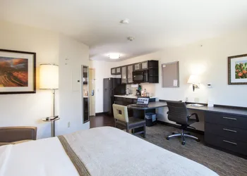 Candlewood Suites New Braunfels by IHG hotel thumbnail 8