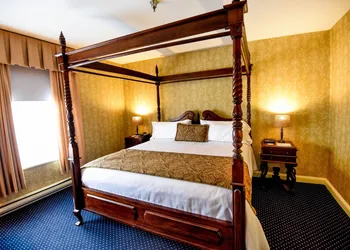 The Inn at Saratoga hotel thumbnail 5