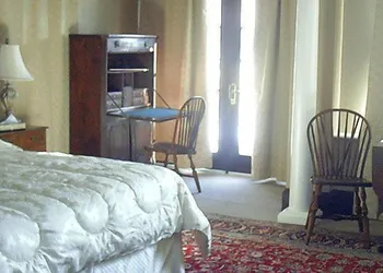 The Inn at Saratoga hotel thumbnail 6
