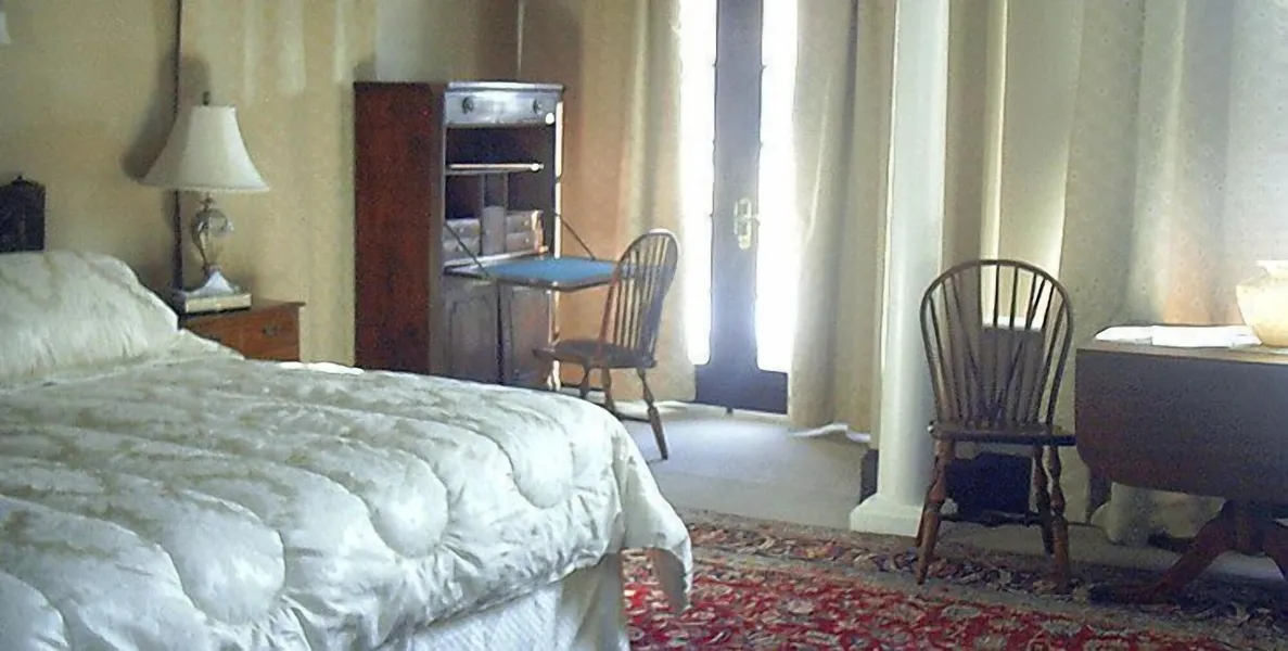 The Inn at Saratoga hotel detail image 6