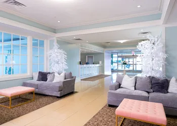 Bella Vista Hotel & Suites hotel thumbnail 3