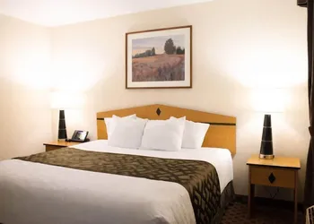Crystal Inn Hotel & Suites Great Falls hotel thumbnail 7