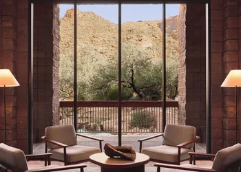 Loews Ventana Canyon Resort hotel thumbnail 5