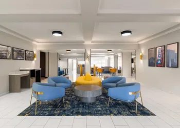 La Quinta Inn & Suites by Wyndham Bessemer hotel thumbnail 3