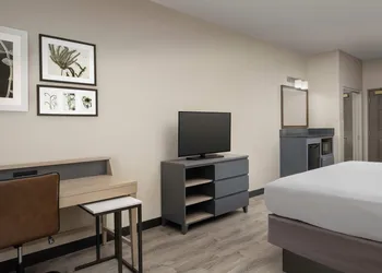 Country Inn & Suites by Radisson, Gainesville, FL hotel thumbnail 6