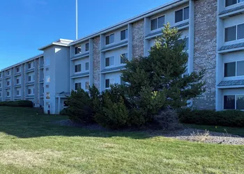 Shilo Inn Suites Hotel - Klamath Falls hotel thumbnail 2