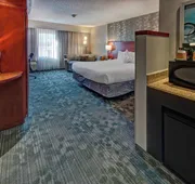 Courtyard by Marriott Alexandria hotel detail image 5